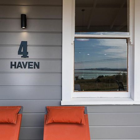 Moeraki Beach Haven - Otago Beachfront Home Экстерьер фото