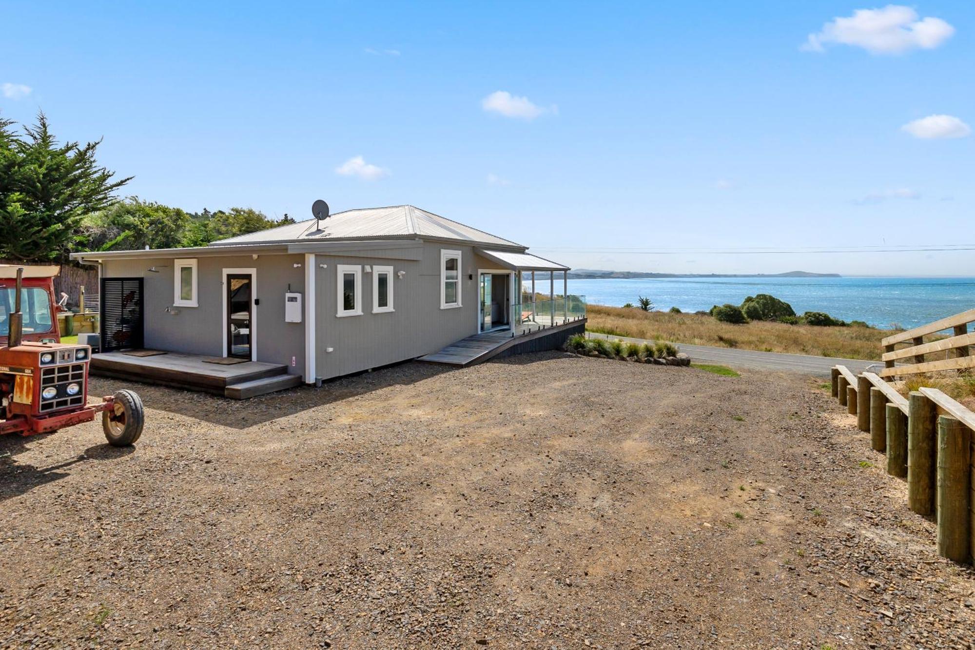 Moeraki Beach Haven - Otago Beachfront Home Экстерьер фото
